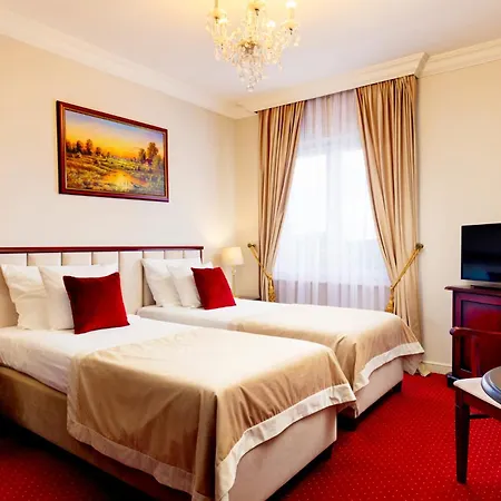 Pałacyk Business&spa 4* Otrębusy