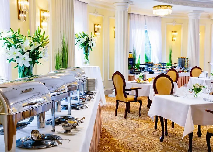 Pałacyk Business&spa Ośrodek wypoczynkowy Otrębusy