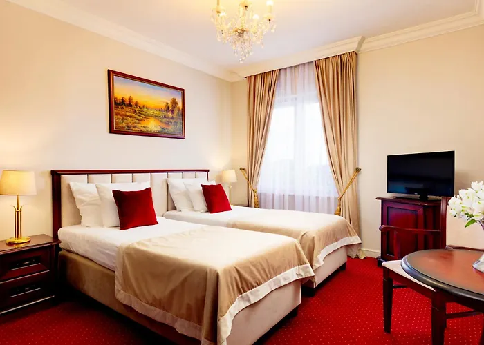 Pałacyk Business&spa 4* Otrębusy